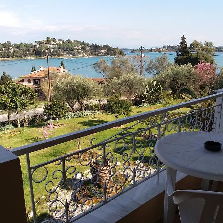 קומנון Athineos Apartments מראה חיצוני תמונה